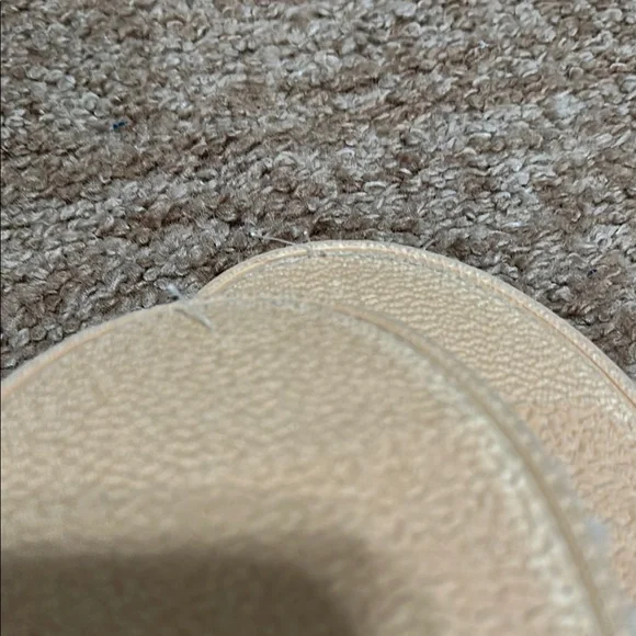 NWOT Chinese Laundry Cream Faux Fur Women's Slippers GoldSilver Accent XL 11/12 - Picture 6 of 6